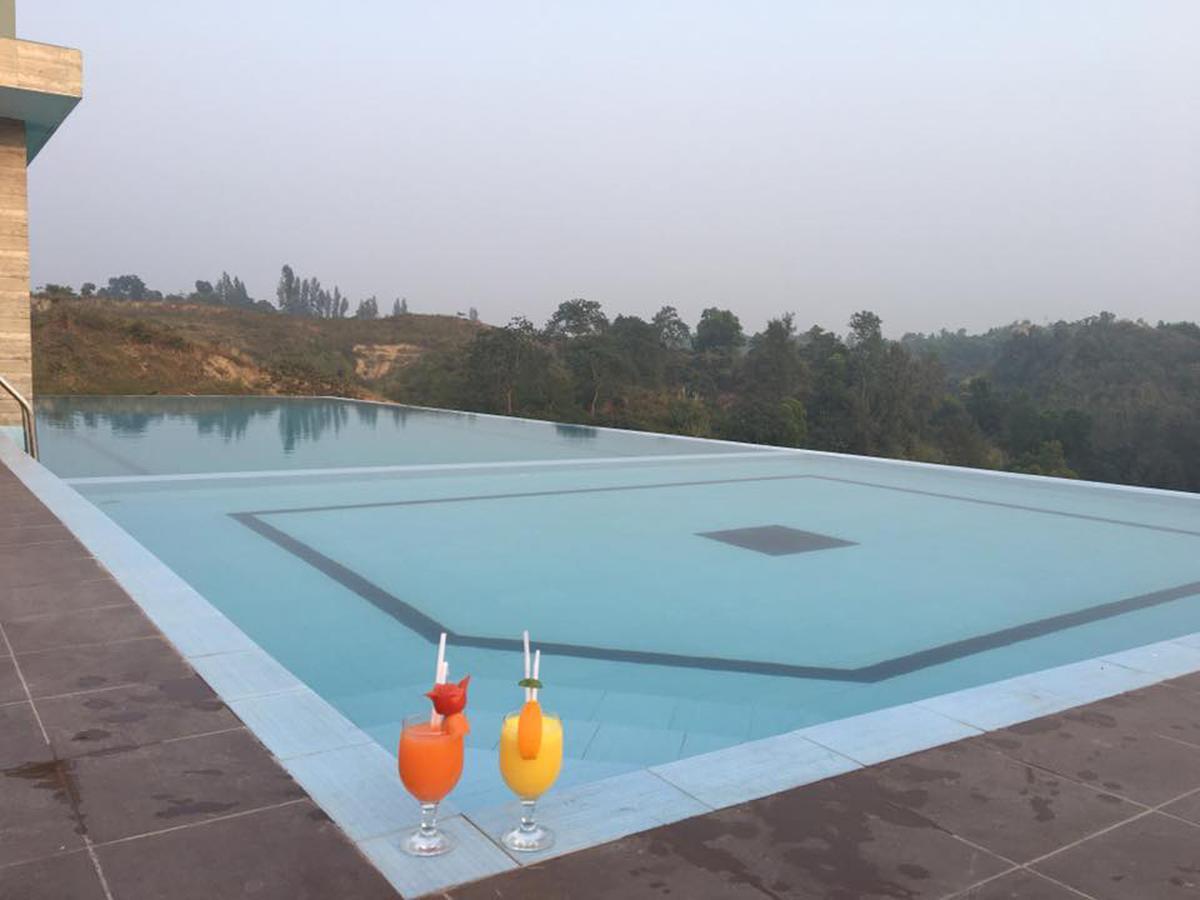 Neeshorgo Hotel & Resort Cox's Bazar Exterior photo