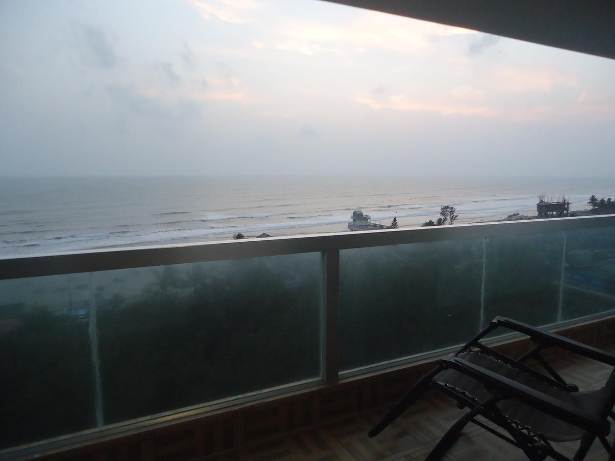 Neeshorgo Hotel & Resort Cox's Bazar Exterior photo