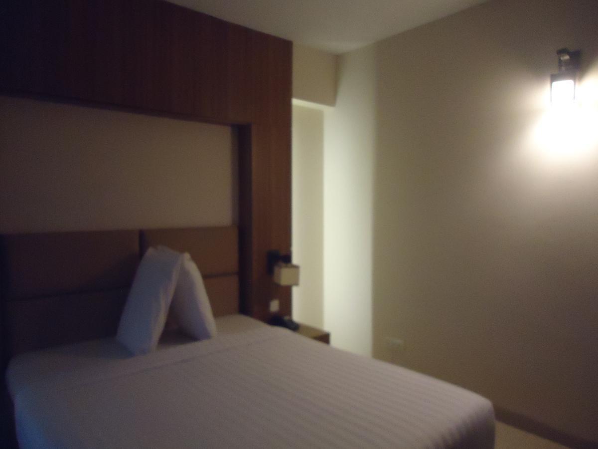 Neeshorgo Hotel & Resort Cox's Bazar Exterior photo