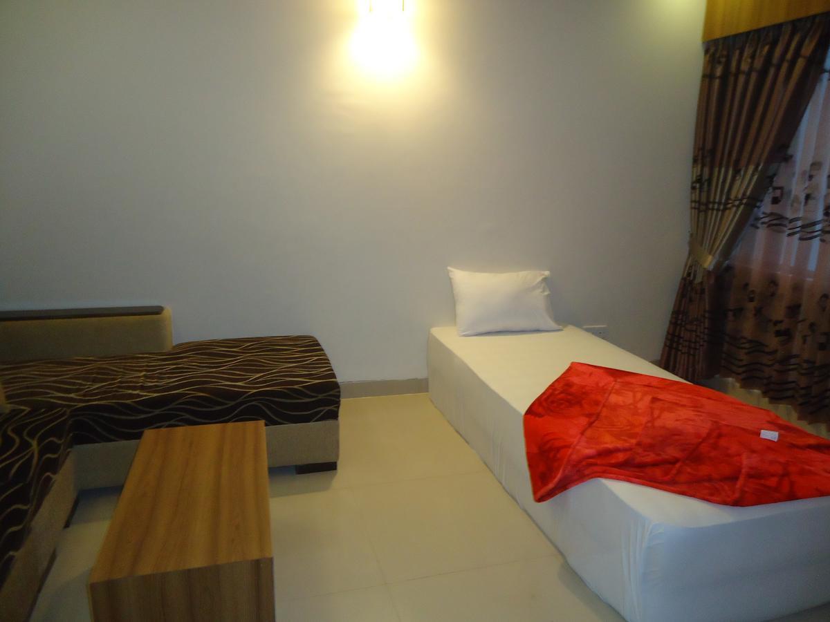 Neeshorgo Hotel & Resort Cox's Bazar Exterior photo